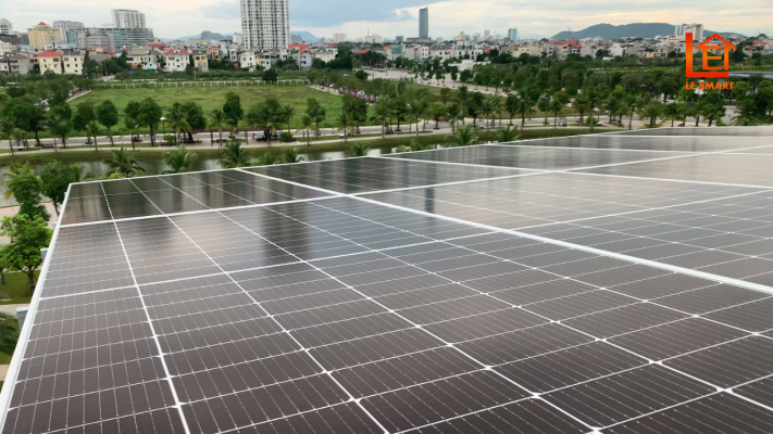 Hệ thống điện mặt trời hòa lưới lưu trữ 7,7KWp Vinhome Star City