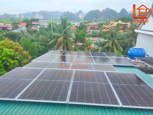 Bàn giao công trình điện mặt trời lưu trữ cho Khách hàng tại Hà Trung - Thanh Hóa
