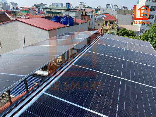 HOÀN THIỆN CÔNG TRÌNH ĐIỆN MẶT TRỜI HYBRID – NHÀ ANH THẮNG (HÀ NỘI)